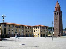 View of the Piazza Roma in Carbonia, photograph taken by Alex10