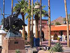 Scottsdale Main St Art Gall