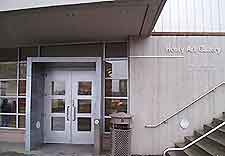Seattle Art Gallery Henry