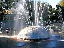 Seattle Center Fountain2