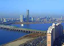 Further picture of the skyline