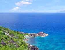 View showing the island of Silhouette