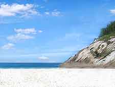 Photograph of West Beach on North Island