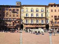 Different view of the centrally Piazza del Campo