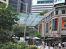 Photo of shopping along Orchard Road, Singapore City