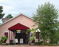 St Louis Pleasant Winery
