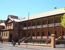 Parliament House image, by J. Bar