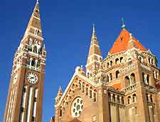 Photo of the city's iconic cathedral (Votive Church)