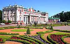 Photo of Kadriorg Palace and gardens