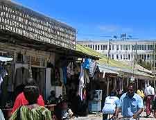 Picture of shoppers in Dodoma