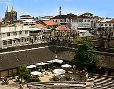 Photo of al fresco tables in Stone Rown