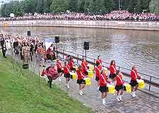 Picture of riverfront parade