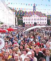 Photo of festival crowds in the city