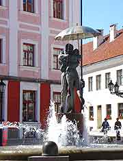 View of the Town Hall Square (Raekoja Plats)