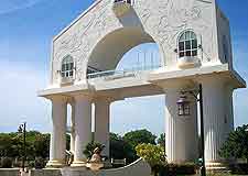 Photo of the Arch 22 in Banjul