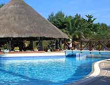 Picture showing hotel pool