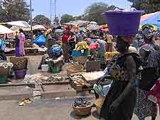 Serrekunda Market picture