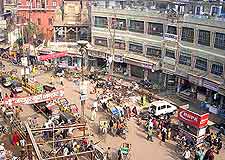 Photo of shops and crowds in the city centre