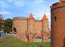 Photo showing a view of Warsaw's Barbican (Barbakan Warszawski)